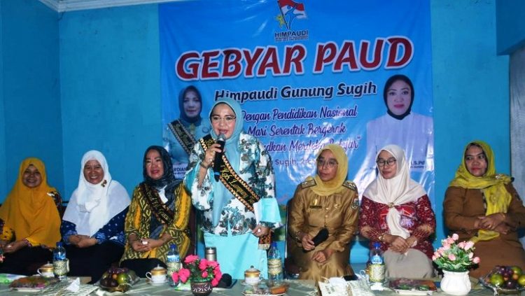 Bunda Paud Lamteng Buka Gebyar Himpaudi, Gerakan Merdeka Belajar di Gaungkan