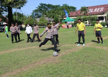 Polres Tulang Bawang Gelar Turnamen Mini Soccer Sambut Hari Bhayangkara Ke-76 Tahun 2022