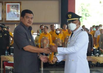 Bupati Musa Lantik Lima Camat dan Pejabat Pengawas Pemkab Lamteng 