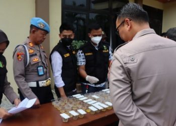 Bid Propam Polda Lampung Tes Urine Anggota Polres Lamteng, Hasilnya Ditemukan?
