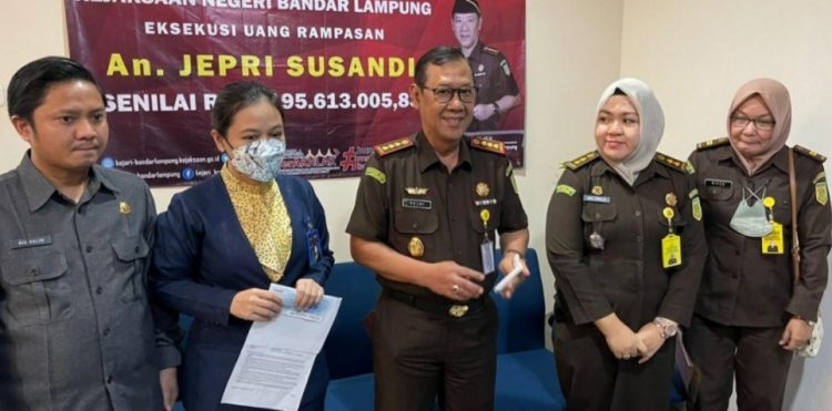 Kejari Balam Setorkan Rp1,195 Miliar Hasil Bisnis Narkoba ke Kas Negara