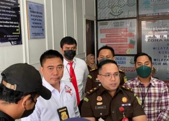 Polres Lamteng Serahkan Tersangka Pembunuh Aipda Ahmad Karnaen ke Kejaksaan