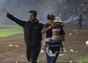Fakta Ditengah Semburan Gas Air Mata Distadion Kanjuruhan Malang, KPAI Temukan Banyak Anak-anak dan Balita