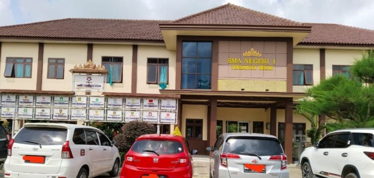 Pusaran Pungli SMA Negeri 1 Terbanggi Besar Mengurita, Hingga Himbau Walimurid Selesaikan Pembayaran 