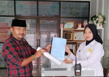 Wali Murid Laporkan Kepala SMAN 1 Terbanggi Besar ke Kejaksaan Negeri Lampung Tengah