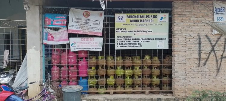 Warga Banjar Margo Keluhkan Penjualan Gas Elpiji 3 Kg Diatas Harga Eceran Tertinggi