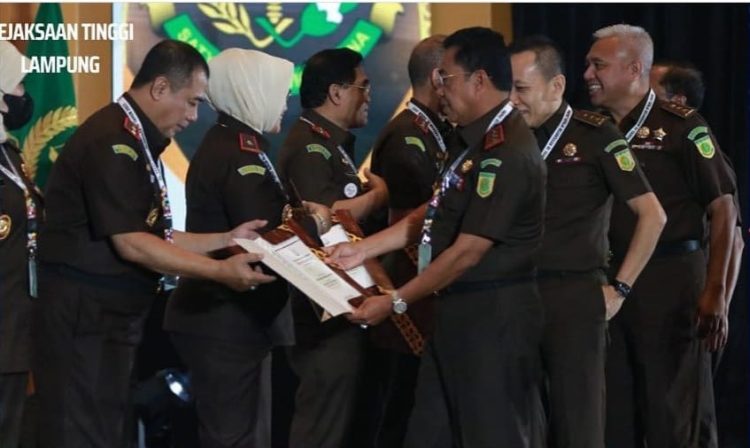 Sabet 4 Penghargaan Kejagung, Kajari Mesuji Ucapkan Selamat