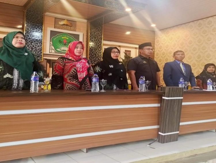Latih Jiwa Kepemimpinan Siswa Melalui LDKD di SMA Negeri 1 Terbanggi Besar