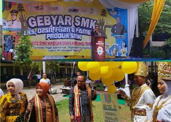 Buka LKS, O2SN dan FLS2N SMK se-Lampung Tengah, Ini Pesan Sulpakar?