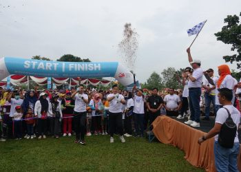 Ribuan Masyarakat Lamteng Ikuti Jalan Sehat Hut BUMN Ke-25