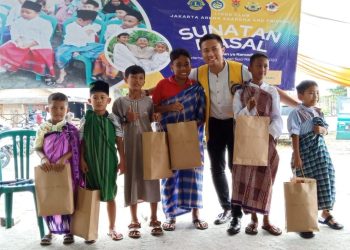 Lions Club’ Jakarta Gelar Sunatan Massal di Kampung Terbanggi Besar 