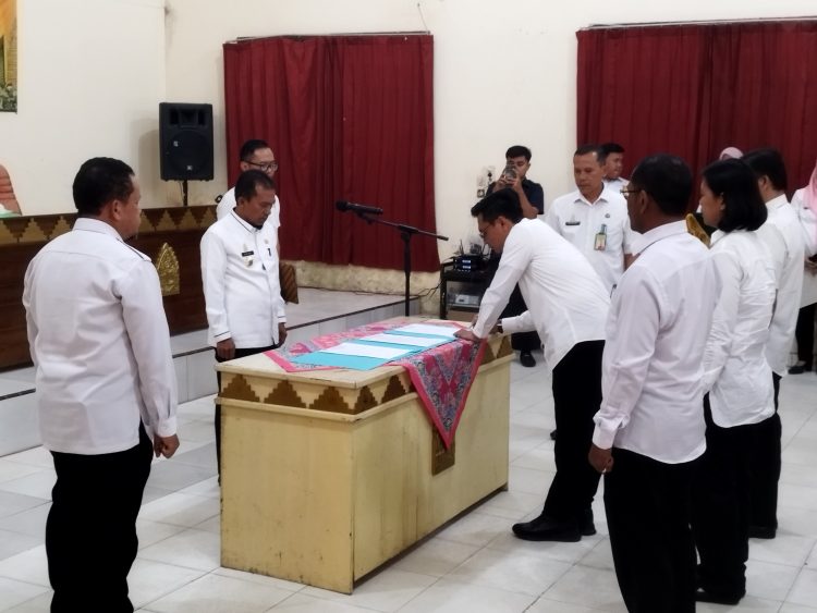 Kurun Waktu Sebulan, Bupati Lamteng Gelar Dua Kali Rolling Jabatan