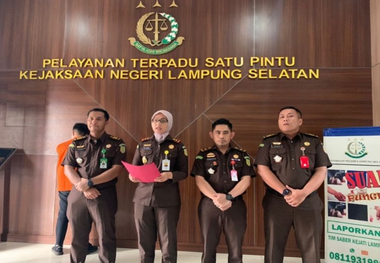 Rugikan Negara Rp.1,6 Miliar, Kejari Lamsel Tetapkan Satu Pegawai BNI Tersangka Dugaan Korupsi Pinjaman KUR