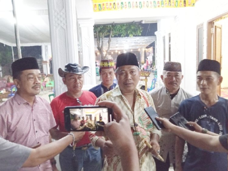 Muatan Truk Batu Bara Timbulkan Polemik, Ketua LSM Ragem Wawai Minta Masyarakat Tiga Kabupaten Tidak Anarkis