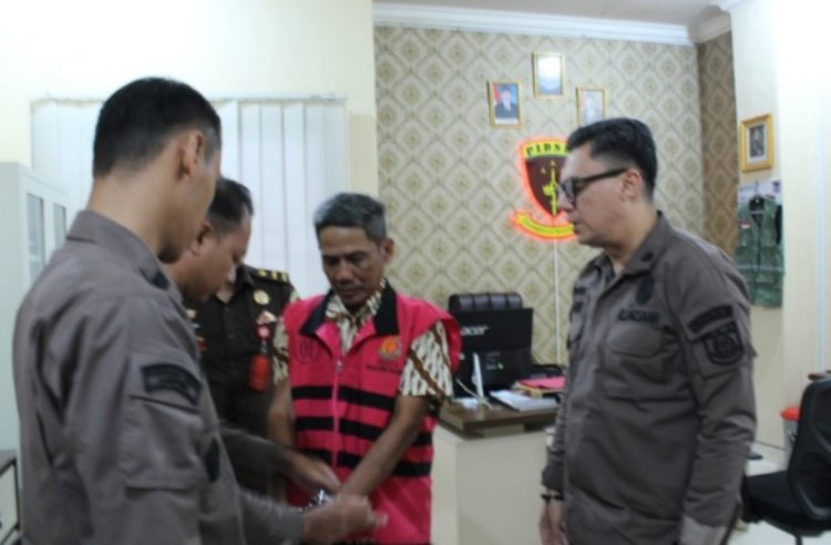 Belanja Fiktif dan Pemotongan Honor Senilai Rp 717,8 Juta, Kepala PKBM Raden Intan Jadi Tersangka