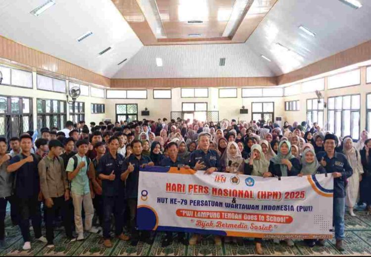 Sambut Puncak HPN, PWI Lamteng Gelar Goes to School