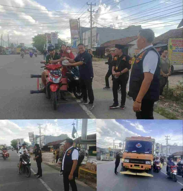 Bentuk Kepedulian Sosial, PAC GRIB JAYA Banjaragung Gandeng PT Sampoerna Bagikan Takjil dan Buka Bersama Masyarakat
