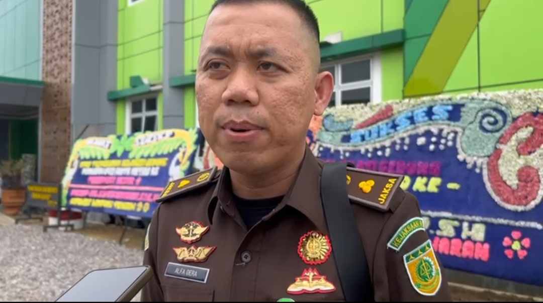 Dugaan Pengondisian Seragam Batik dan Buku Ramadhan yang Menyeret Nama Paman Bupati Ardito Sedang Ditelaah Kejari 